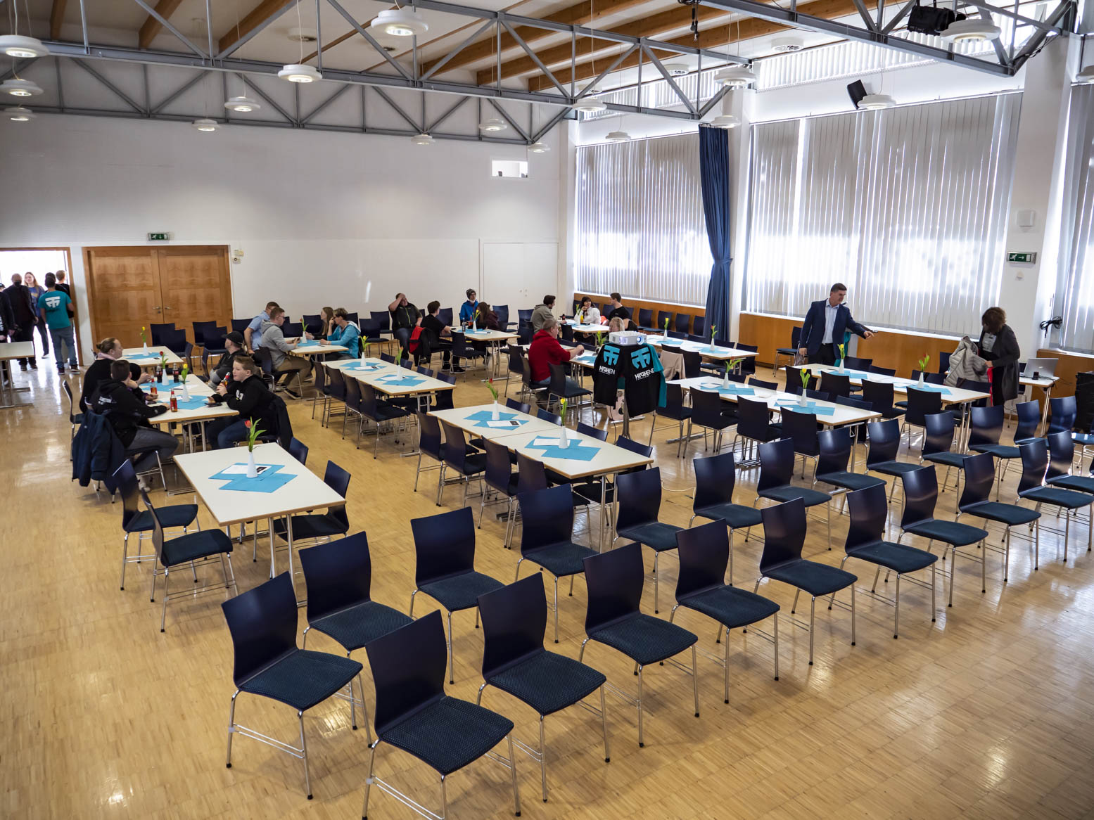Veranstaltungssaal der Gemeinde Rietz vor der Eröffnungsfeier des Jugenraumes